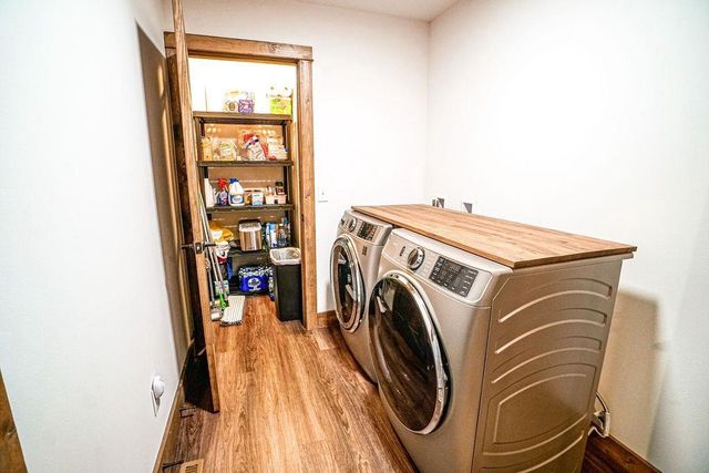 N8610 Island View Drive, New Lisbon, WI 53950