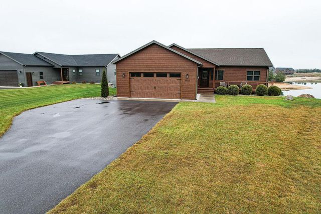 N8610 Island View Drive, New Lisbon, WI 53950