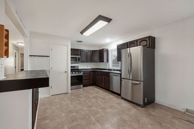 3708 Anne Street, Mchenry, IL 60050