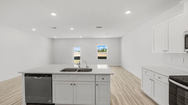 19 Hatten Court, Mary Esther, FL 32569