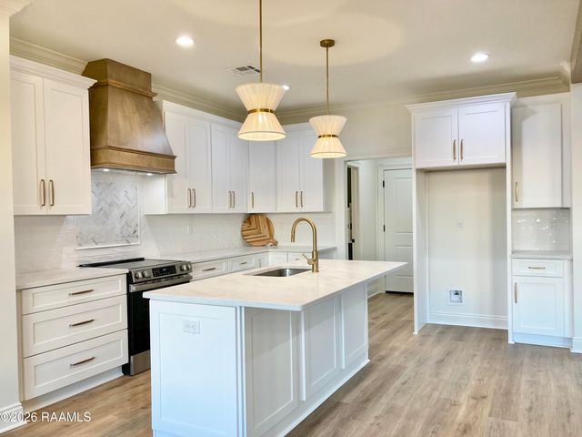 119 Guard Road, Scott, LA 70583