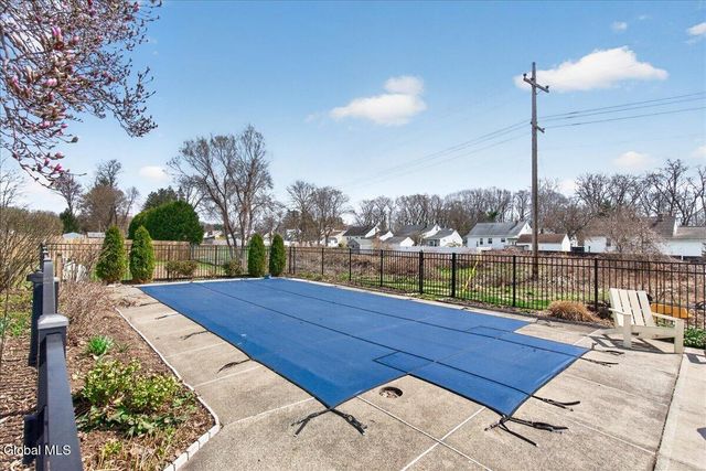 1006 Riggi Avenue, Rotterdam, NY 12303