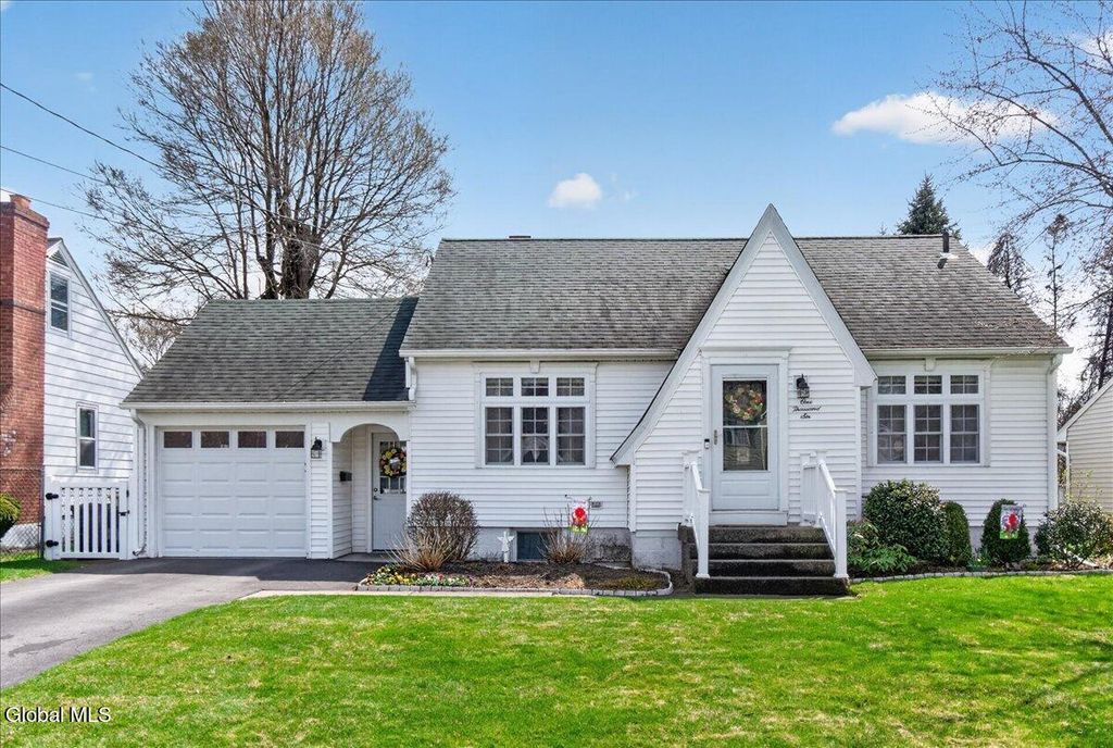 1006 Riggi Avenue, Rotterdam, NY 12303