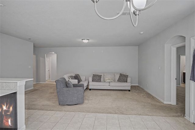 1827 College Street, Greenville, TX 75401