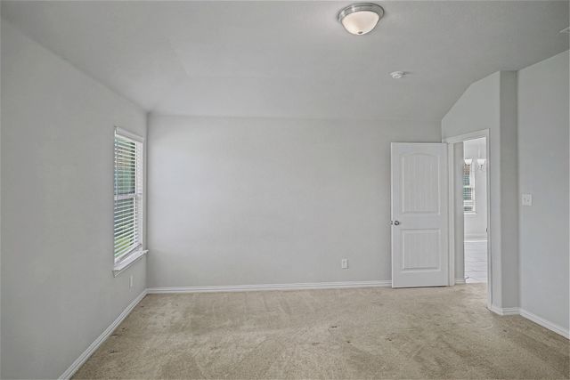 1827 College Street, Greenville, TX 75401