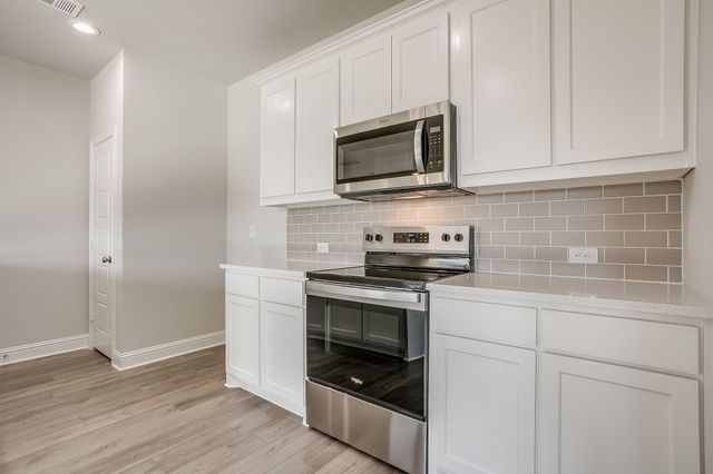 6916 Yellow Hammer Way, Arlington, TX 76001