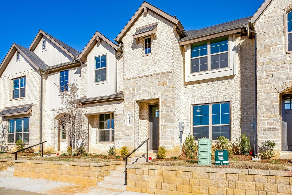 6916 Yellow Hammer Way, Arlington, TX 76001