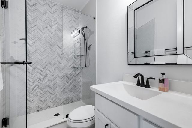 8820 Autumn Lake Trail, Mckinney, TX 75071