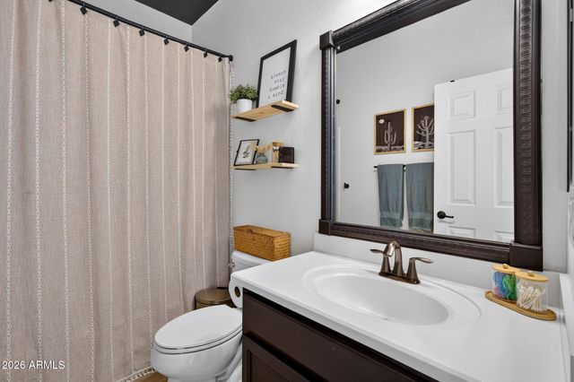 823 W WITT Avenue, Queen Creek, AZ 85140
