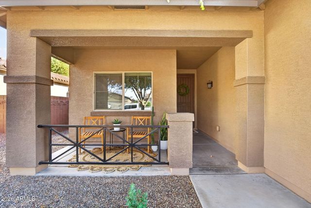 823 W WITT Avenue, Queen Creek, AZ 85140