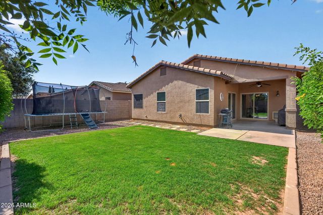 823 W WITT Avenue, Queen Creek, AZ 85140