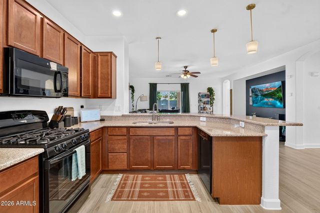 823 W WITT Avenue, Queen Creek, AZ 85140