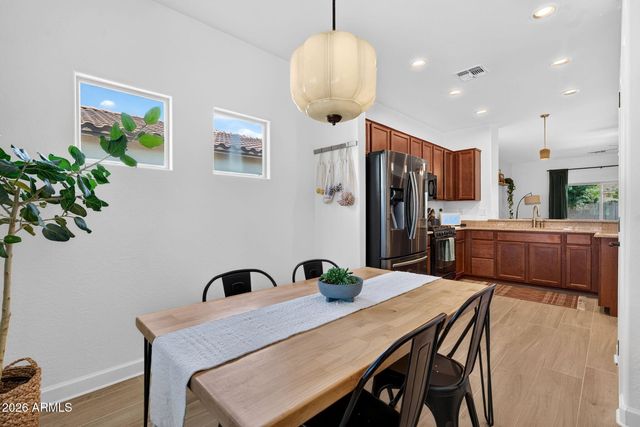 823 W WITT Avenue, Queen Creek, AZ 85140