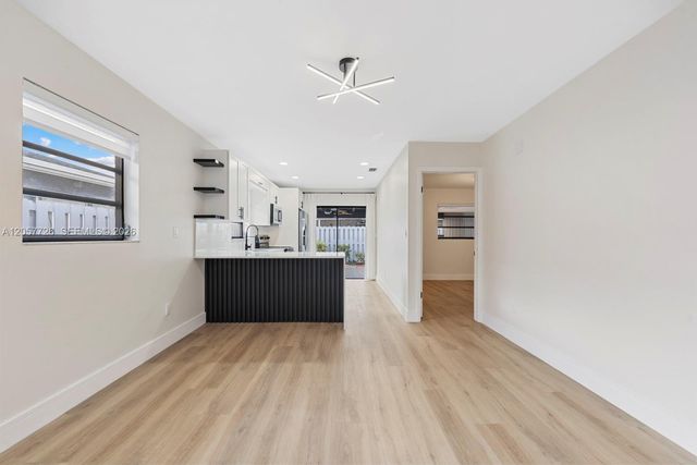 10541 SW 21st Lane, Miami, FL 33165