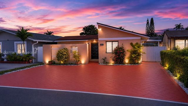10541 SW 21st Lane, Miami, FL 33165