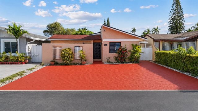 10541 SW 21st Lane, Miami, FL 33165