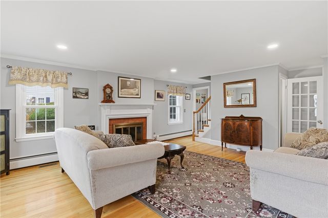27 Old Meadow Lane, Cumberland, RI 02864