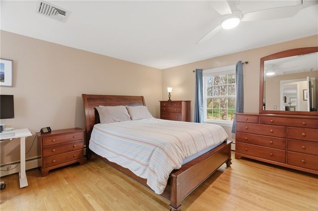 27 Old Meadow Lane, Cumberland, RI 02864