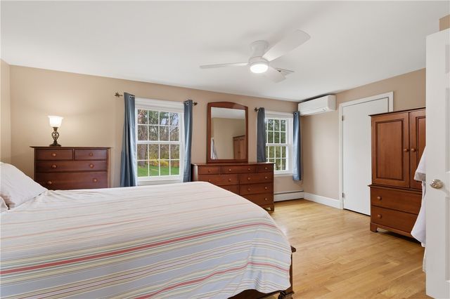 27 Old Meadow Lane, Cumberland, RI 02864