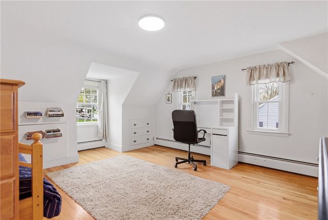 27 Old Meadow Lane, Cumberland, RI 02864