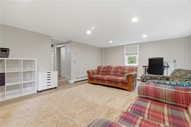 27 Old Meadow Lane, Cumberland, RI 02864