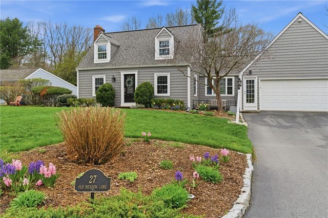 27 Old Meadow Lane, Cumberland, RI 02864