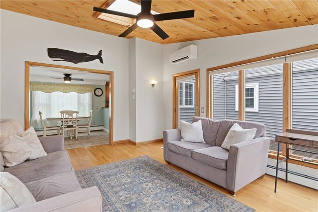 27 Old Meadow Lane, Cumberland, RI 02864