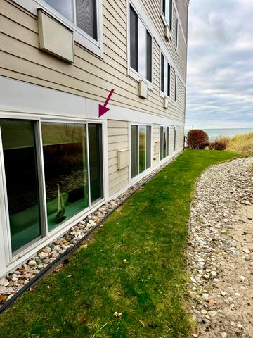 225 N Shore Drive 007, South Haven, MI 49090