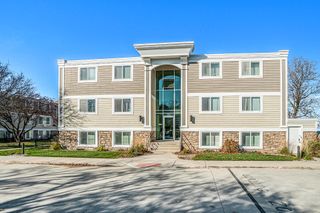 225 N Shore Drive 007, South Haven, MI 49090