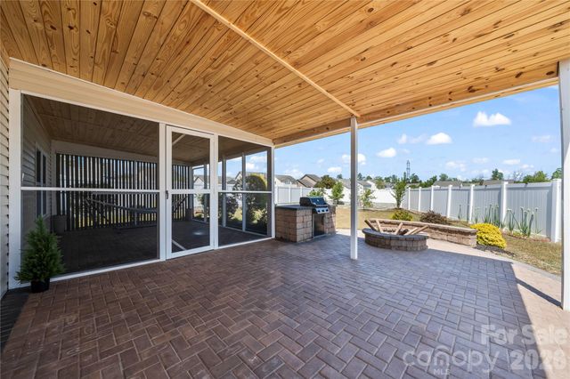 3329 Saddlebrook Drive, Midland, NC 28107