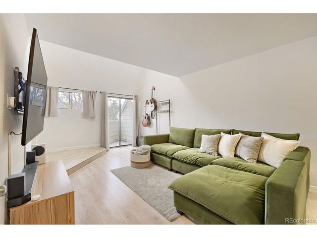 12482 W Nevada Pl 213, Lakewood, CO 80228