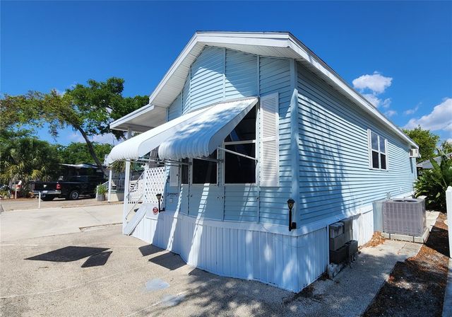 3300 26TH AVENUE E 225, Bradenton, FL 34208