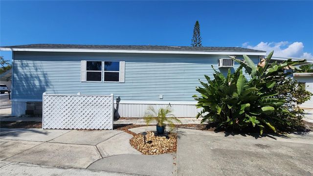 3300 26TH AVENUE E 225, Bradenton, FL 34208