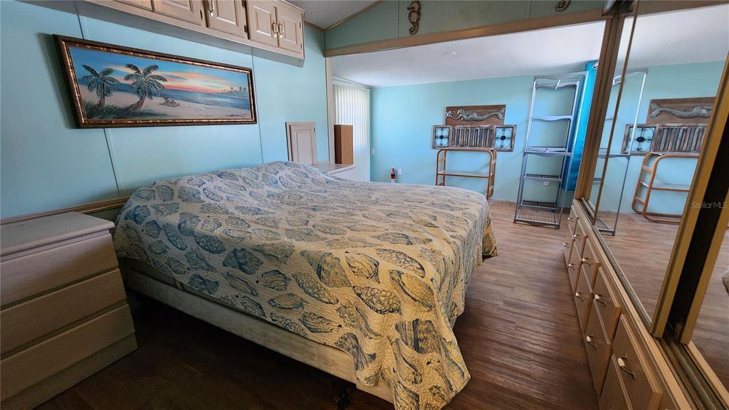 Image 12 of property listing at 3300 26TH AVENUE E 225, Bradenton, FL 34208