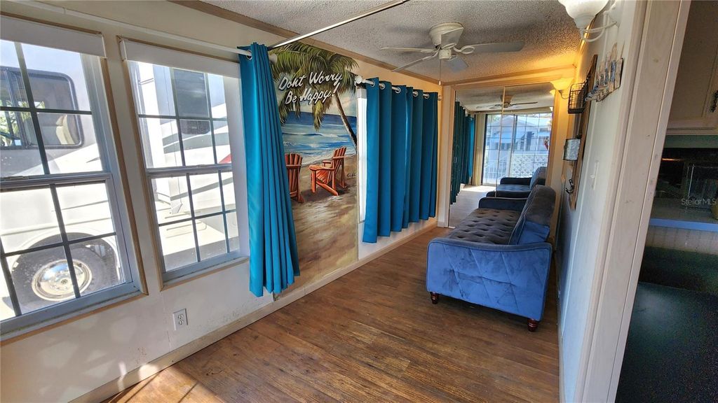 Image 9 of property listing at 3300 26TH AVENUE E 225, Bradenton, FL 34208