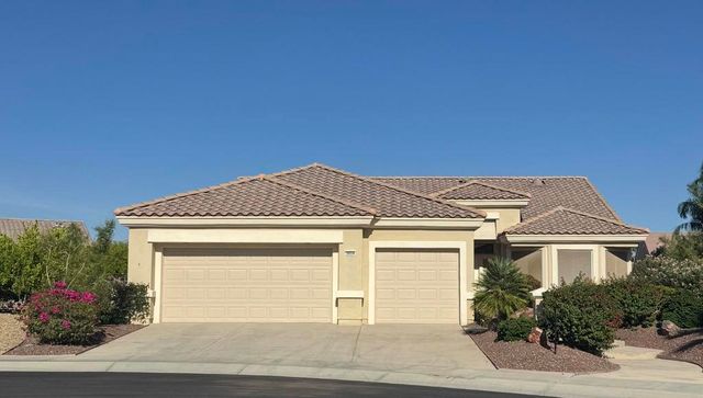 39354 Falconwood Court, Palm Desert, CA 92211
