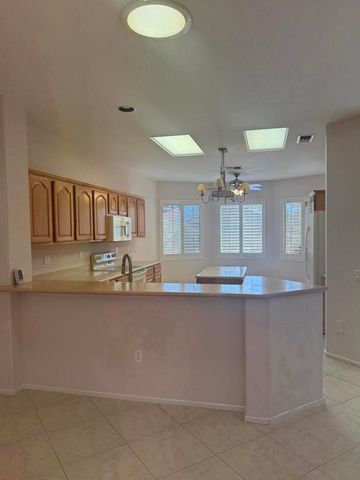 39354 Falconwood Court, Palm Desert, CA 92211