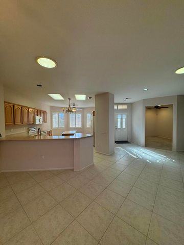 39354 Falconwood Court, Palm Desert, CA 92211