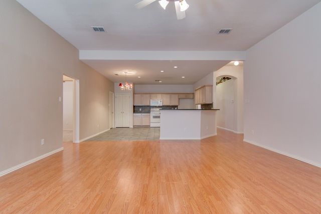 1133 Hillwood Drive, Saginaw, TX 76179