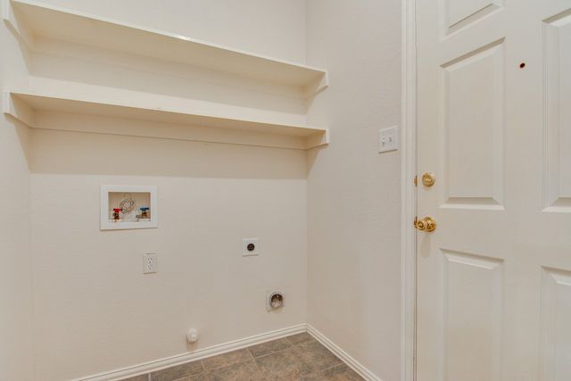 1133 Hillwood Drive, Saginaw, TX 76179