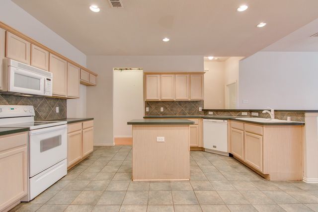 1133 Hillwood Drive, Saginaw, TX 76179