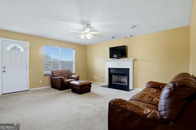 4217 Donna Way, Lithonia, GA 30038
