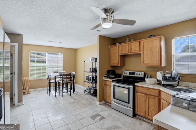 4217 Donna Way, Lithonia, GA 30038
