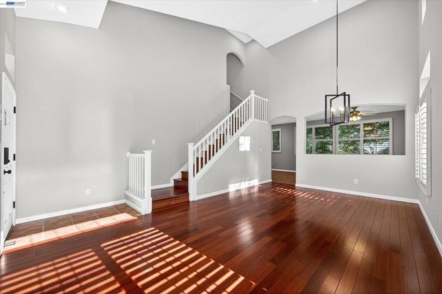 133 Sundance Pl, Martinez, CA 94553