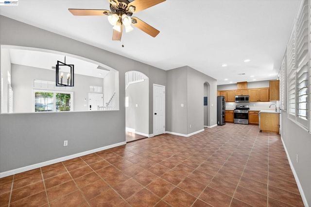 133 Sundance Pl, Martinez, CA 94553