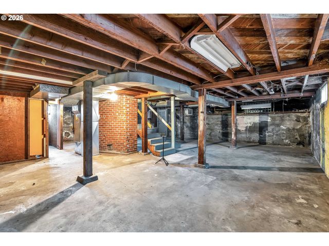 8906 N WILLAMETTE Blvd, Portland, OR 97203