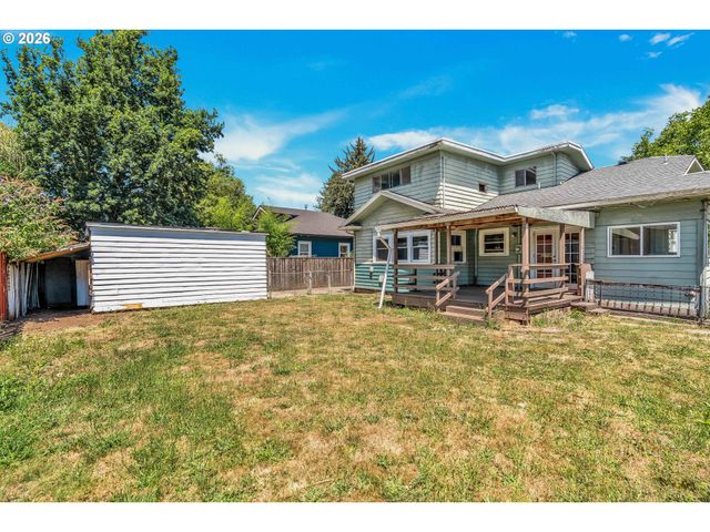 8906 N WILLAMETTE Blvd, Portland, OR 97203