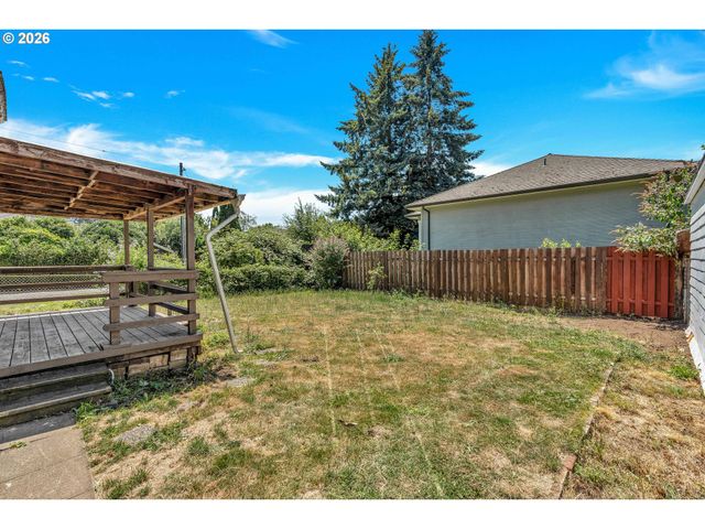 8906 N WILLAMETTE Blvd, Portland, OR 97203