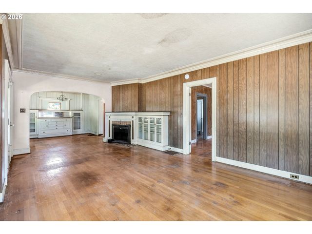 8906 N WILLAMETTE Blvd, Portland, OR 97203