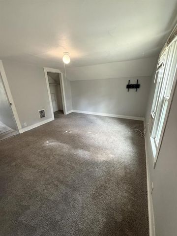 313 Pleasant Street, Clinton, WI 53525